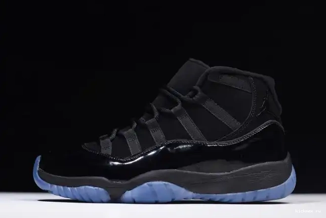 Kickmax 11 and Air Gown black Jordan Cap 378037-005 0417
